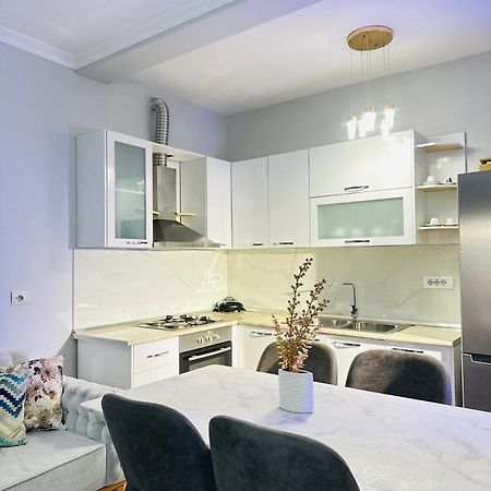 Bllok: Central Cozy Stay, 24/7 Self Check-In 地拉那 外观 照片